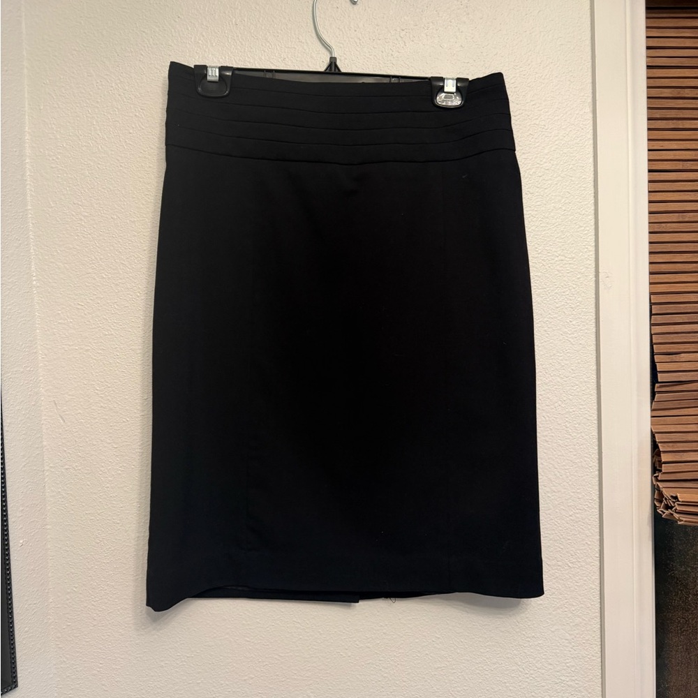 TWO H&M Black and Gray Lace Pencil Skirt - Picture 12 of 14